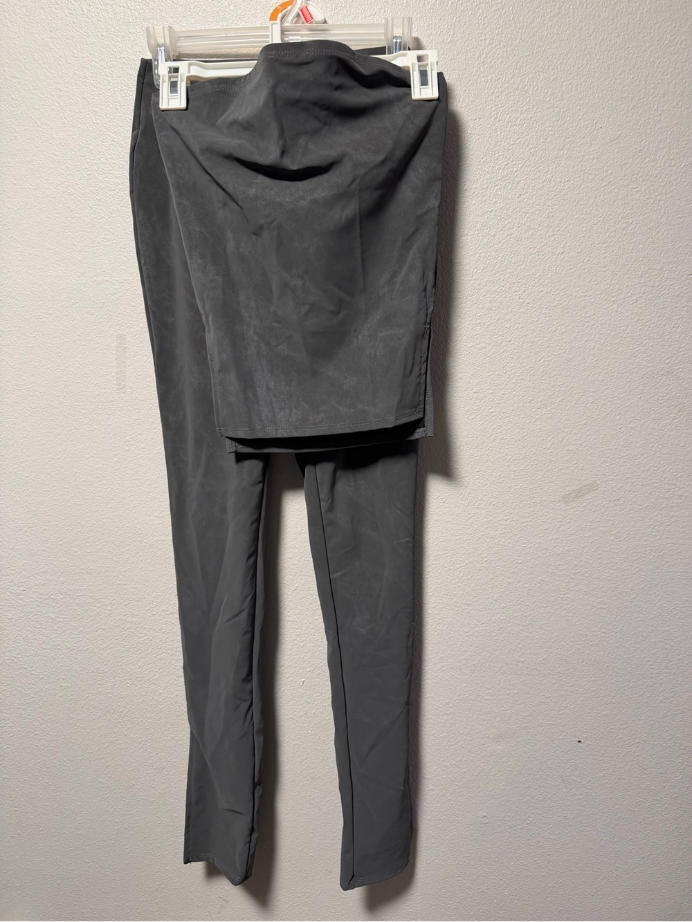 Fashion Nova Charcoal Gray Skirted Leggings – New With Tags